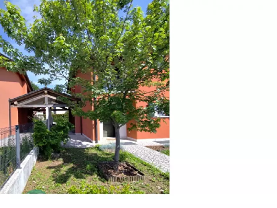 Immagine 3 di Villetta a schiera in vendita  in Via Fontanelle 5/b a Loria