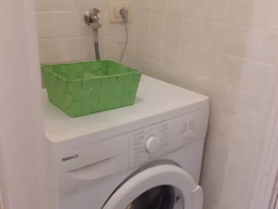 Immagine 7 di Appartamento in affitto  in Via Francesco Guicciardini 13 a Parma