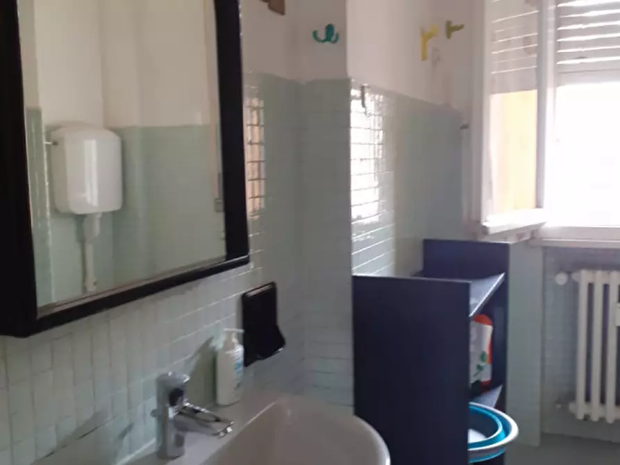 Immagine 9 di Appartamento in affitto  in Via Francesco Guicciardini 13 a Parma