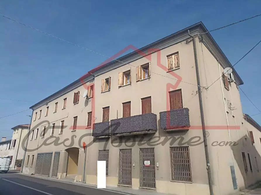 Immagine 2 di Appartamento in vendita  in Via Villa a Tezze Sul Brenta