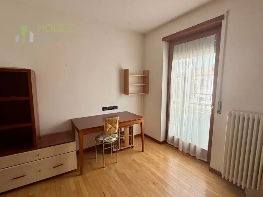 Immagine 8 di Appartamento in vendita  in Via Ca' Bottara a Schio