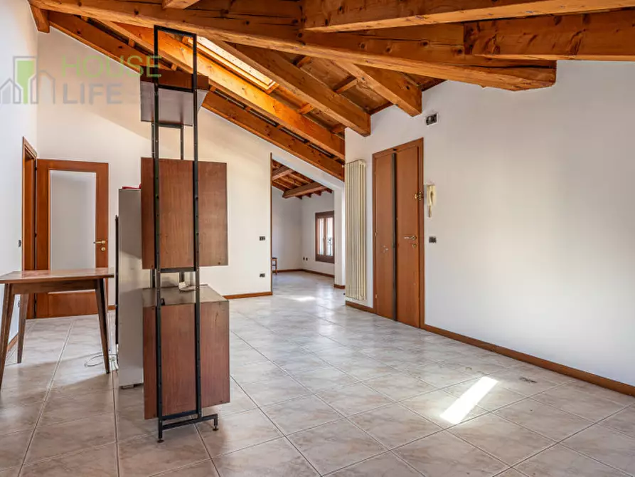 Immagine 1 di Appartamento in vendita  in Via liston san gaetano a Malo
