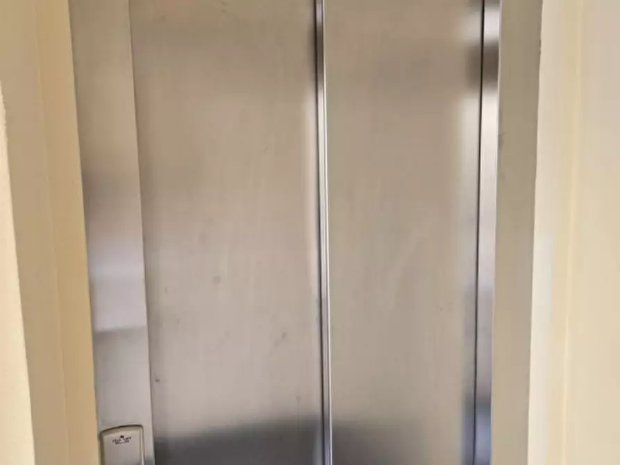 Immagine 6 di Appartamento in vendita  in Strada Matteo Renato Imbriani a Parma