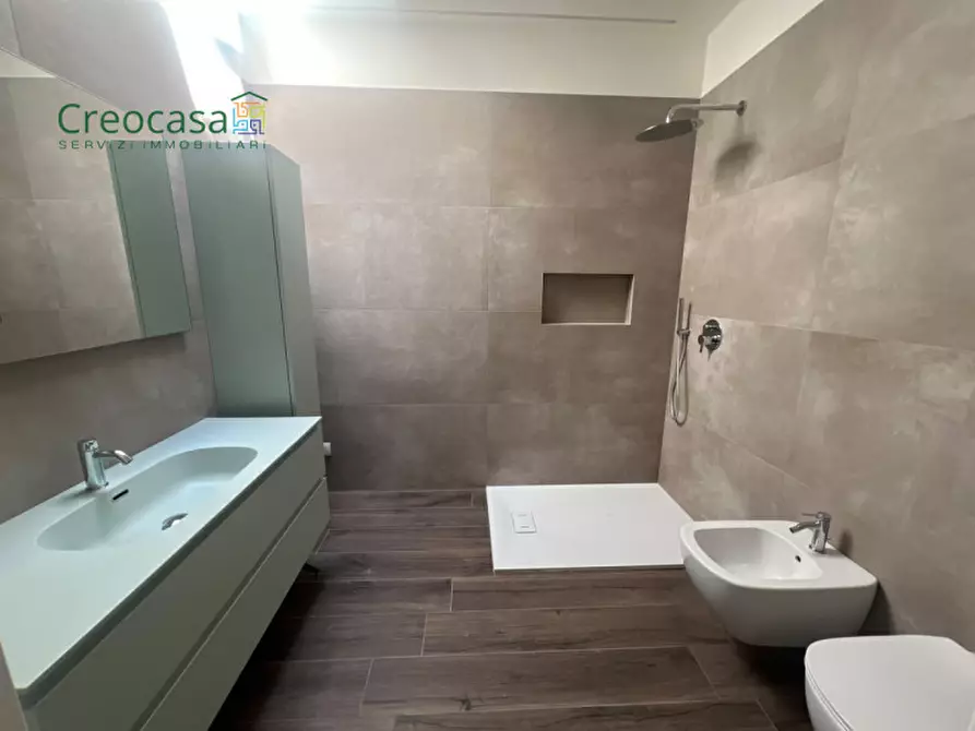 Immagine 21 di Villa in vendita  a Stezzano