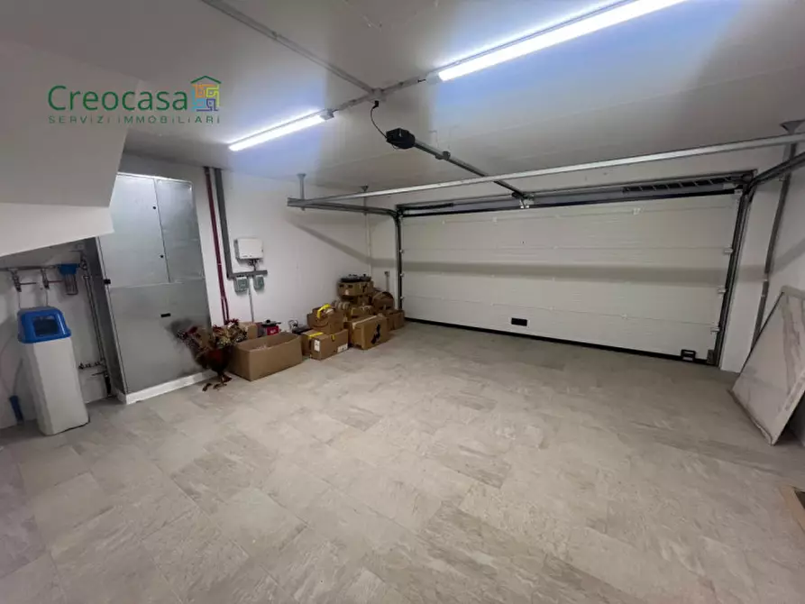 Immagine 26 di Villa in vendita  a Stezzano