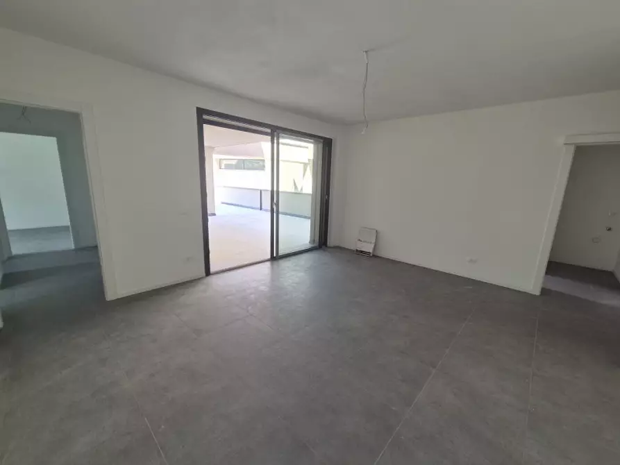 Immagine 3 di Appartamento in vendita  a Cesena
