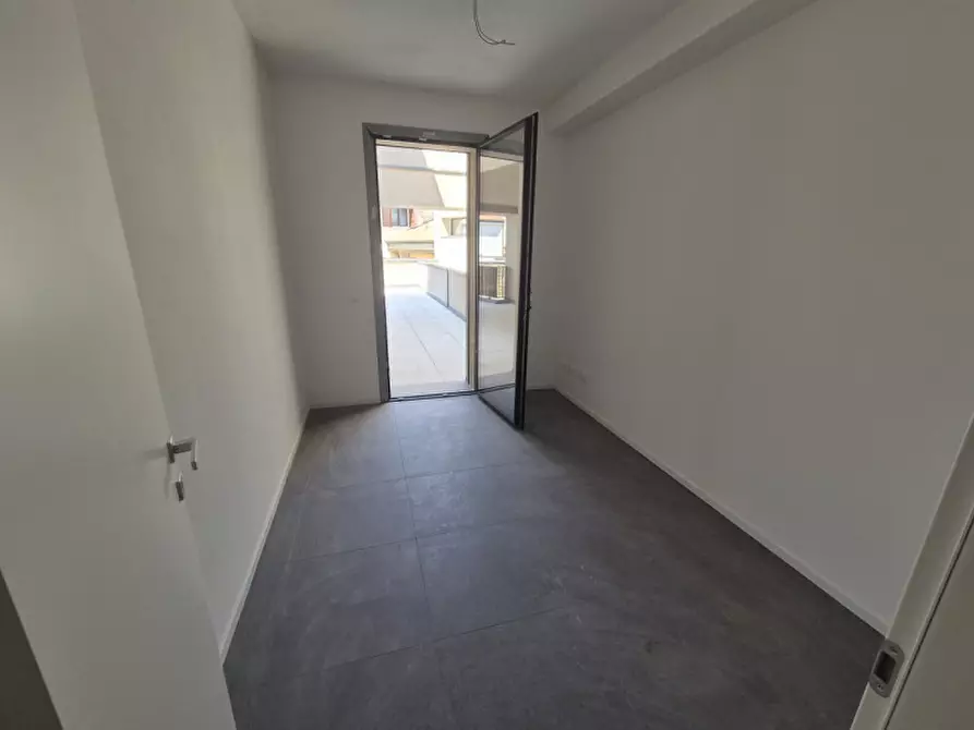 Immagine 5 di Appartamento in vendita  a Cesena