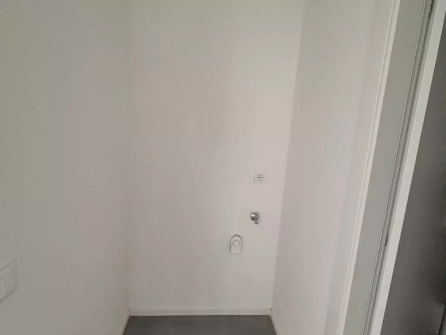 Immagine 6 di Appartamento in vendita  a Cesena