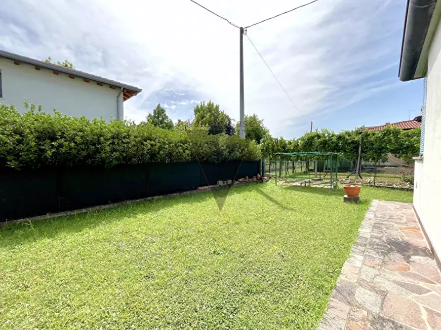 Immagine 16 di Casa bifamiliare in vendita  in Via degli Orti a Dolo