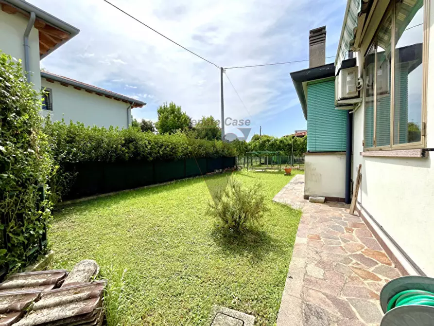 Immagine 17 di Casa bifamiliare in vendita  in Via degli Orti a Dolo