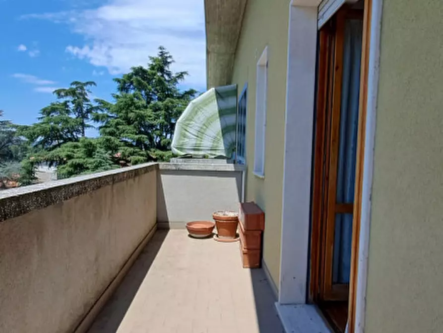 Immagine 10 di Appartamento in vendita  a Passignano Sul Trasimeno