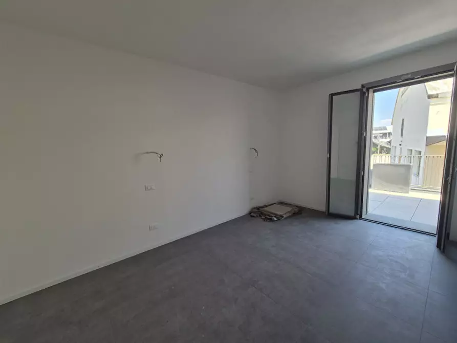 Immagine 11 di Appartamento in vendita  a Cesena