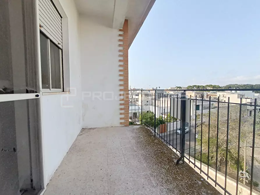 Immagine 2 di Appartamento in vendita  in Via Capitano Rizzelli 13 a Maglie