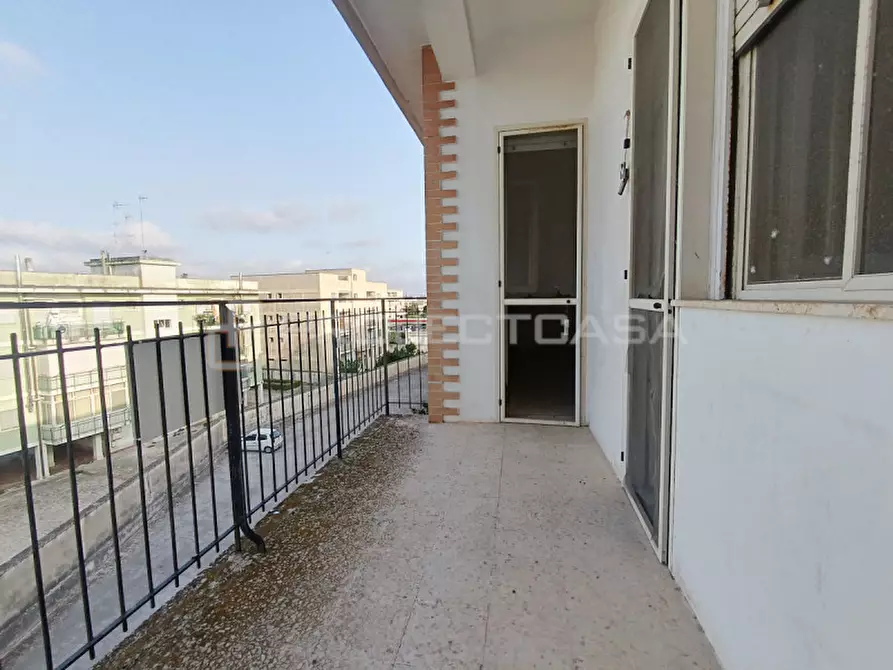 Immagine 3 di Appartamento in vendita  in Via Capitano Rizzelli 13 a Maglie