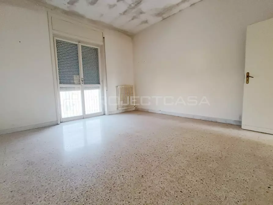 Immagine 12 di Appartamento in vendita  in Via Capitano Rizzelli 13 a Maglie