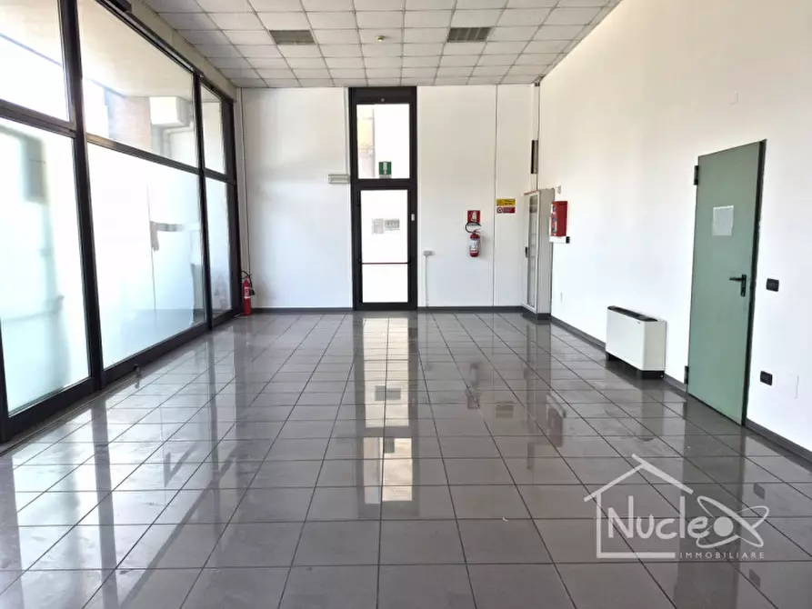 Immagine 5 di Capannone industriale in vendita  in Via Angelo Barovier a Abano Terme