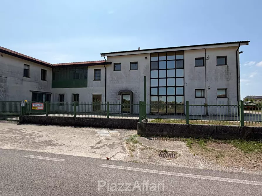 Immagine 2 di Capannone industriale in vendita  in Codevigo a Codevigo