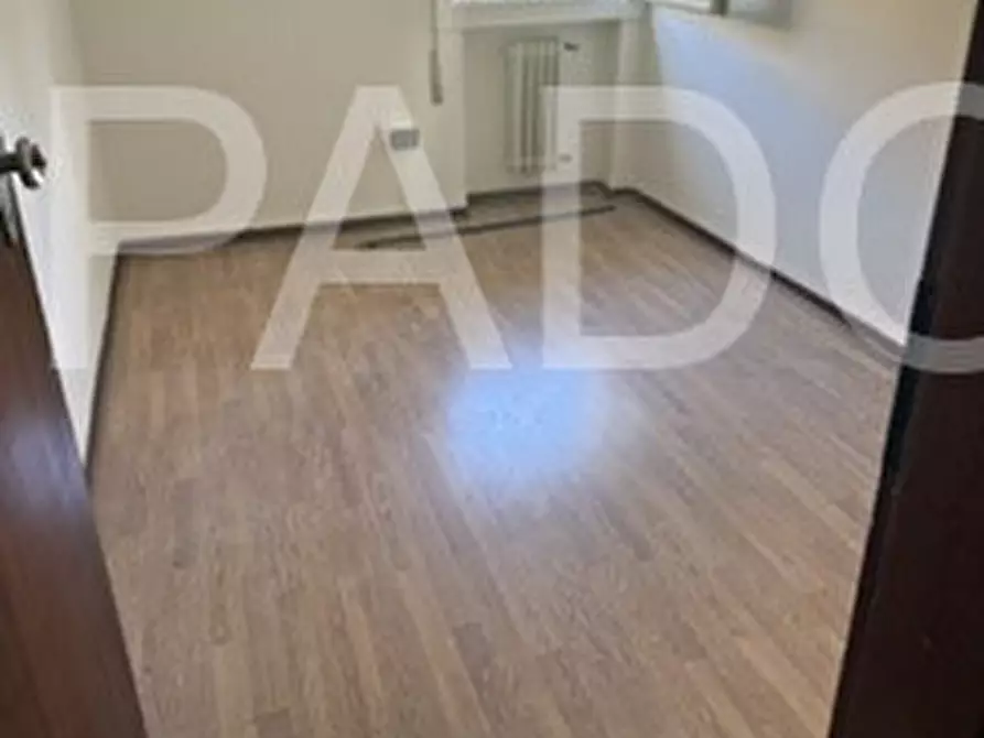 Immagine 11 di Appartamento in affitto  a Padova