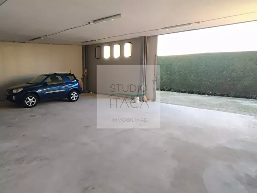 Immagine 14 di Capannone industriale in vendita  in via Legnago a Padova