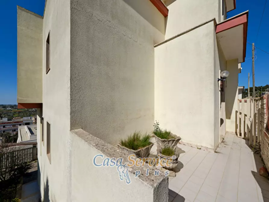 Immagine 5 di Villa in vendita  in Via Savona a Matino