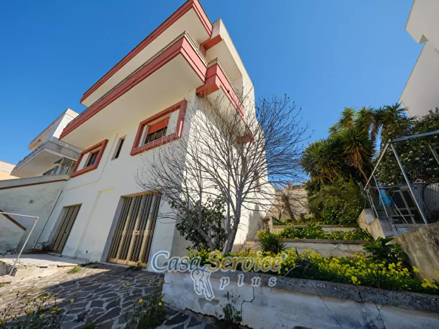 Immagine 7 di Villa in vendita  in Via Savona a Matino