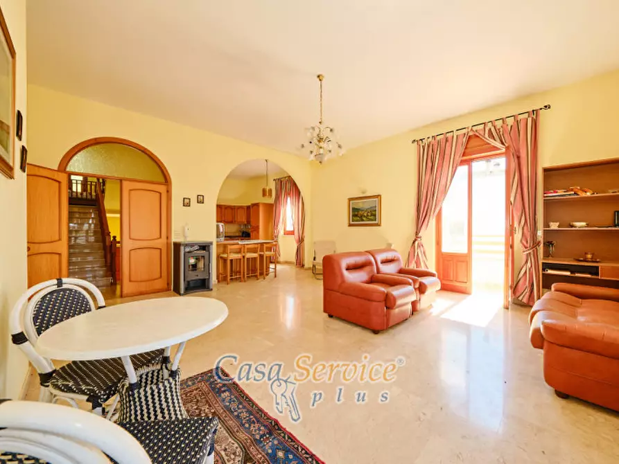 Immagine 20 di Villa in vendita  in Via Savona a Matino