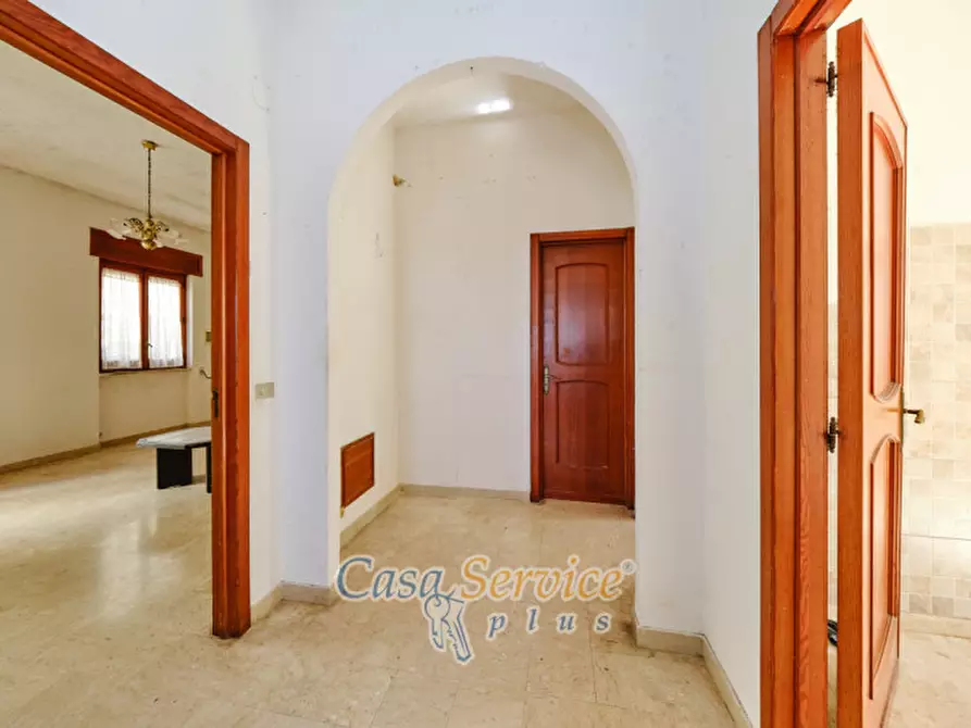 Immagine 39 di Villa in vendita  in Via Savona a Matino