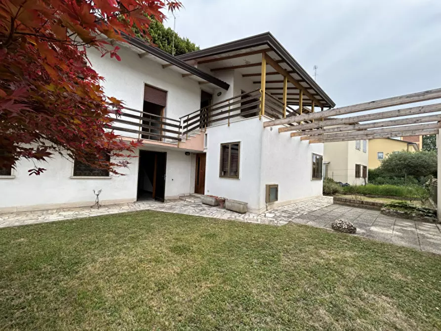Immagine 3 di Casa indipendente in vendita  a Mirano