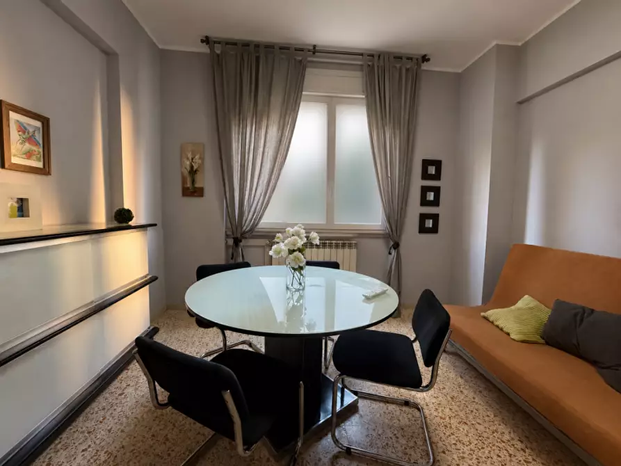Immagine 2 di Appartamento in vendita  a Senigallia