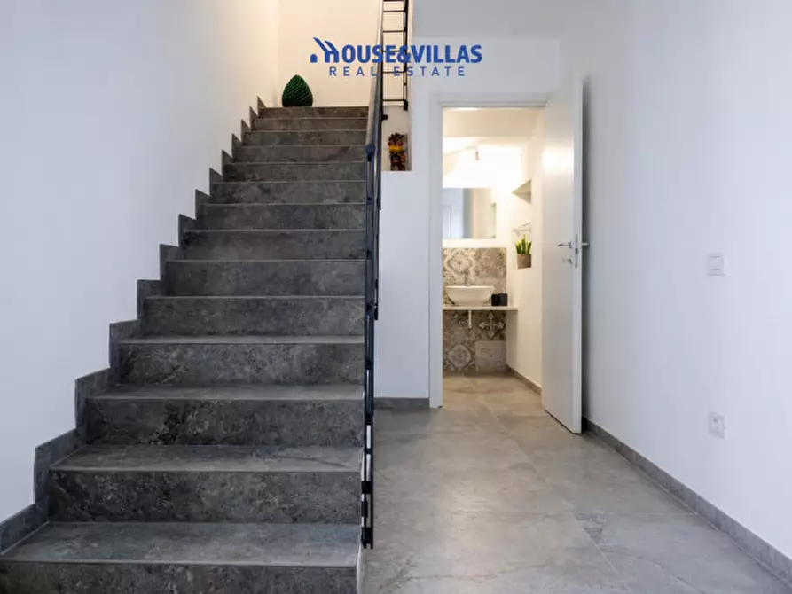 Immagine 9 di Villa in vendita  in Via Gaetano Martino a Noto