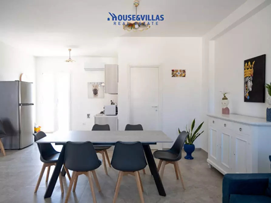 Immagine 13 di Villa in vendita  in Via Gaetano Martino a Noto