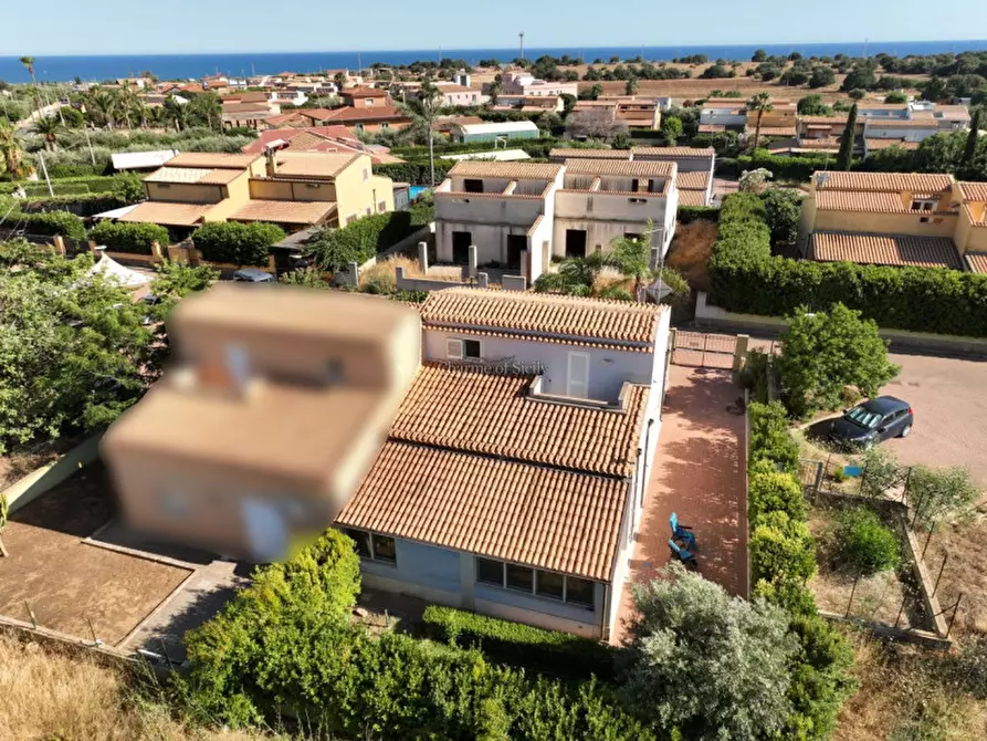 Immagine 2 di Casa bifamiliare in vendita  a Pozzallo