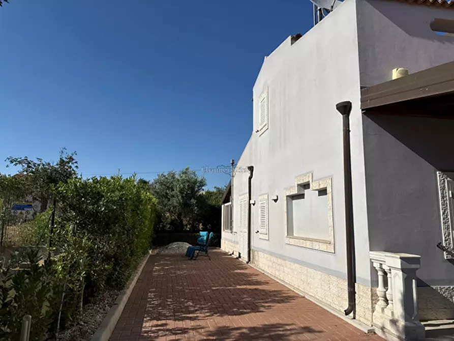 Immagine 24 di Casa bifamiliare in vendita  a Pozzallo