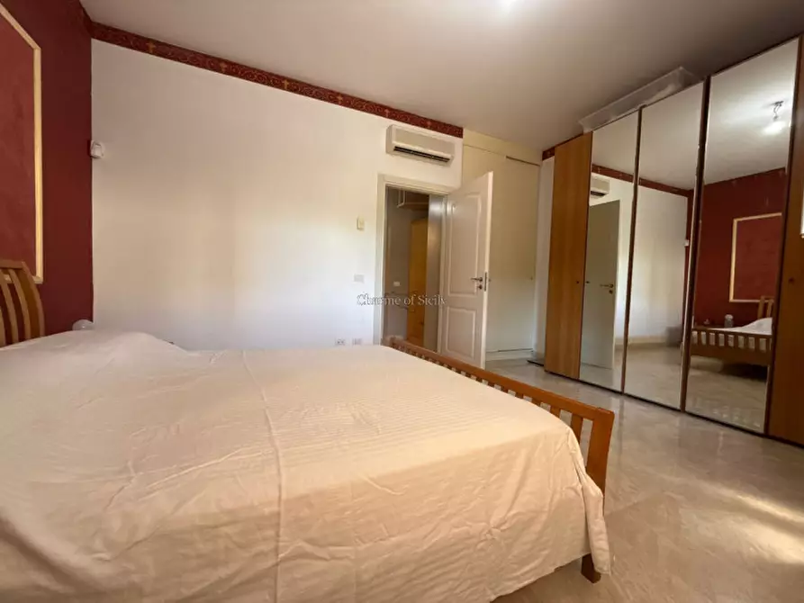 Immagine 28 di Casa bifamiliare in vendita  a Pozzallo