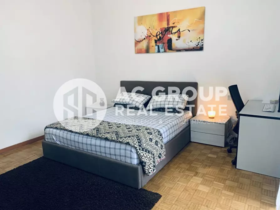 Immagine 12 di Appartamento in vendita  in Via G. Leopardi a Saronno