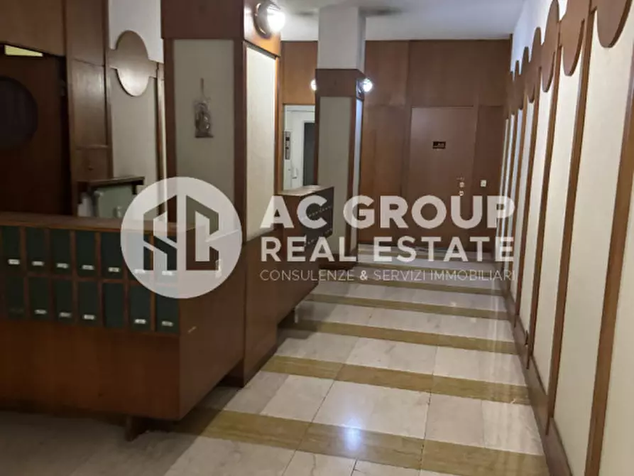 Immagine 21 di Appartamento in vendita  in Via G. Leopardi a Saronno