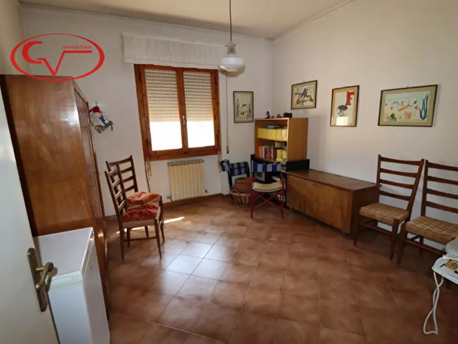 Immagine 11 di Appartamento in vendita  in via Pacinotti a Montevarchi