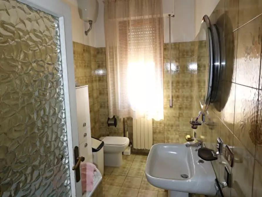 Immagine 17 di Appartamento in vendita  in via Pacinotti a Montevarchi