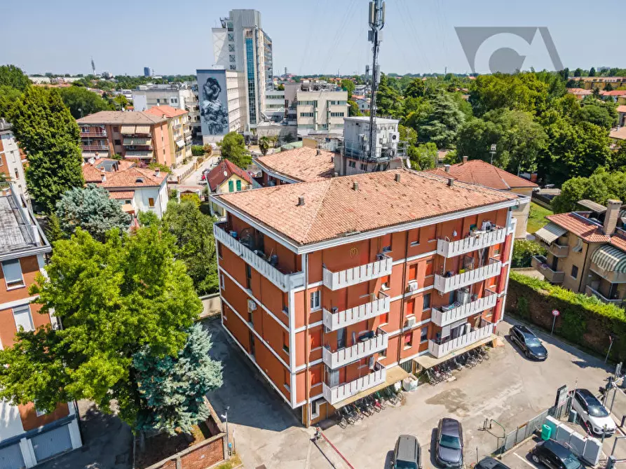 Immagine 2 di Appartamento in vendita  in VAI FACCIOLATI 92 a Padova