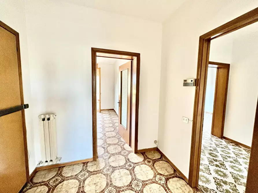 Immagine 4 di Appartamento in vendita  a Cavezzo