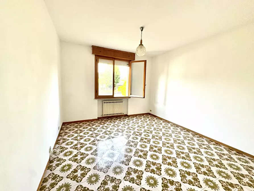 Immagine 11 di Appartamento in vendita  a Cavezzo