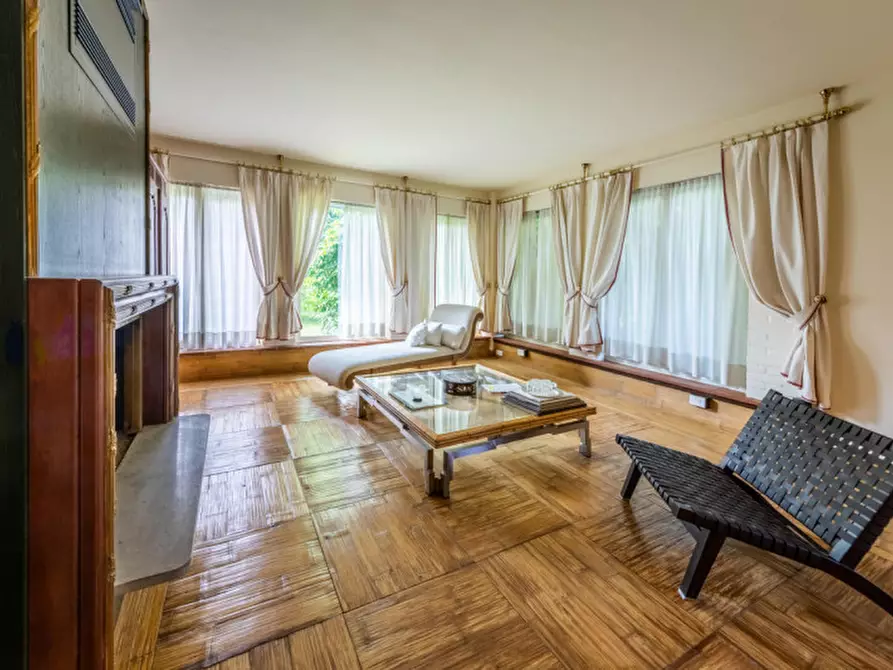 Immagine 22 di Villa in vendita  in via Barbariga Paluello 1 a Stra
