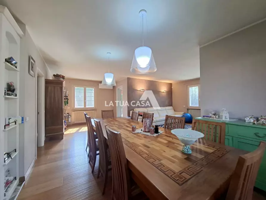 Immagine 14 di Casa bifamiliare in vendita  a Castel D'azzano