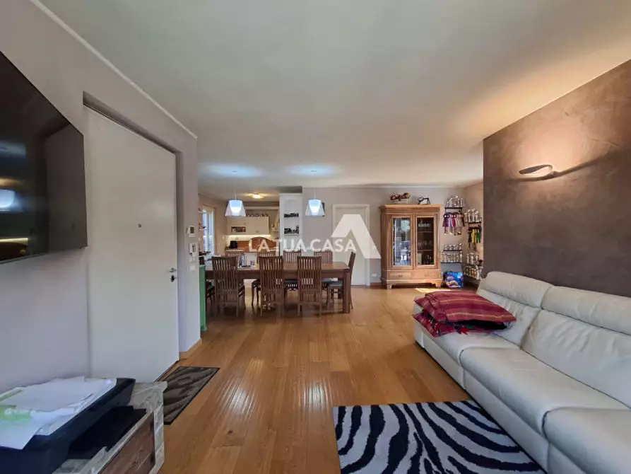 Immagine 17 di Casa bifamiliare in vendita  a Castel D'azzano