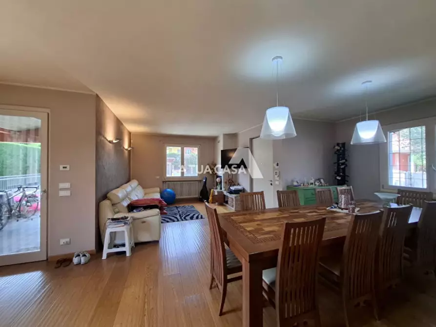 Immagine 20 di Casa bifamiliare in vendita  a Castel D'azzano