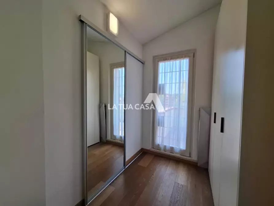 Immagine 39 di Casa bifamiliare in vendita  a Castel D'azzano
