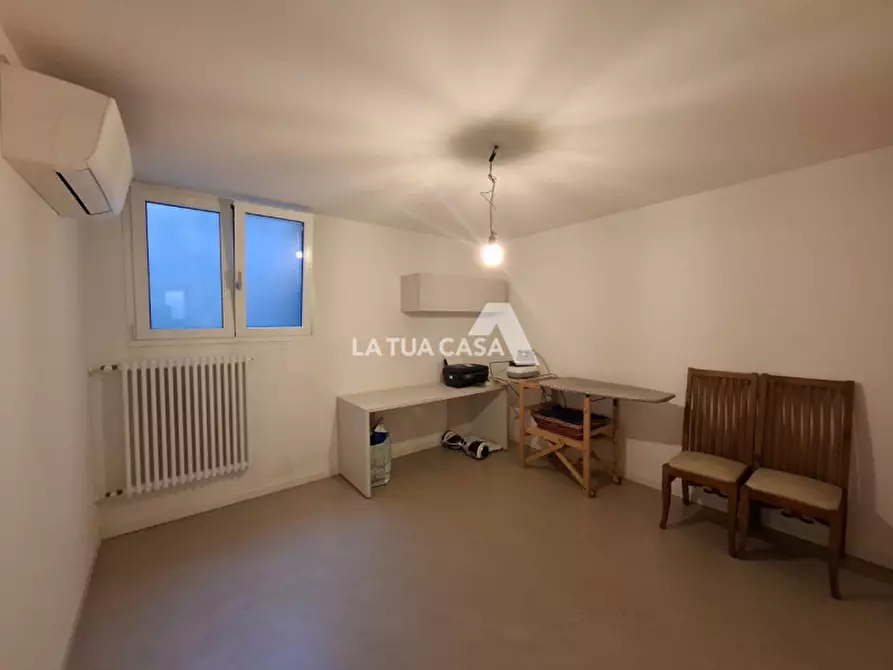 Immagine 46 di Casa bifamiliare in vendita  a Castel D'azzano