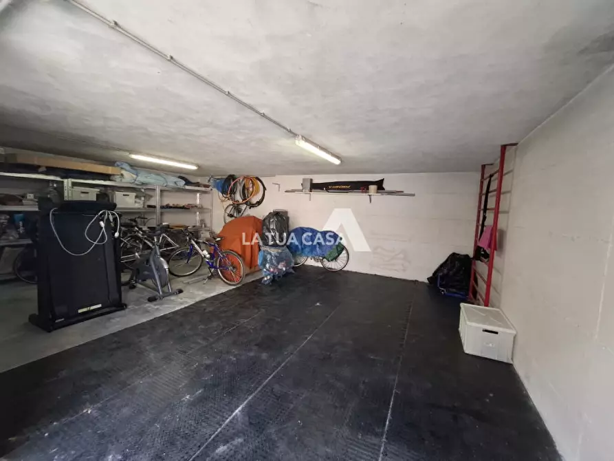 Immagine 50 di Casa bifamiliare in vendita  a Castel D'azzano