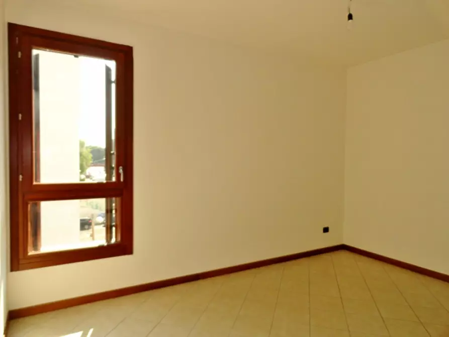 Immagine 11 di Appartamento in affitto  in via cengio a Vicenza