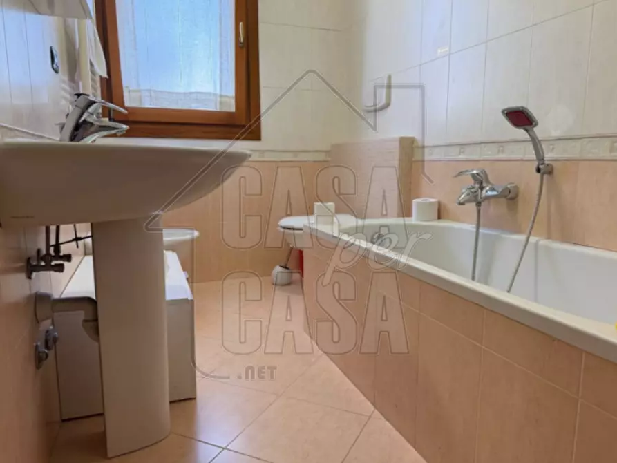 Immagine 11 di Appartamento in vendita  in Via Dario Varotari 13 a Padova